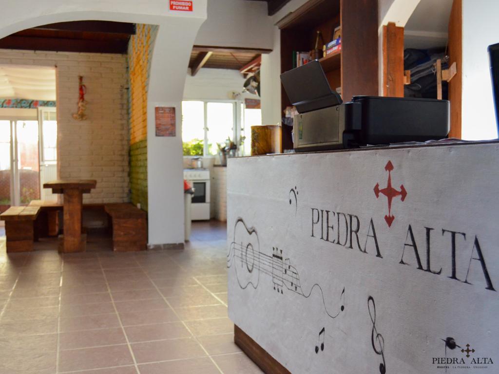 Piedra Alta Hostel & Suites La Pedrera Eksteriør billede